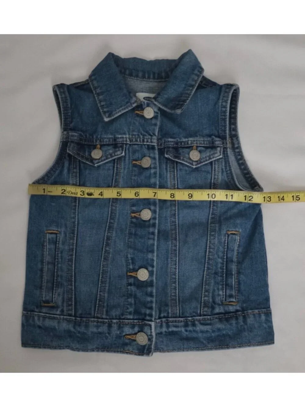 Old Navy Girls Regular Fit Medium Wash Blue Denim Button Front Vest Size S (6-7)